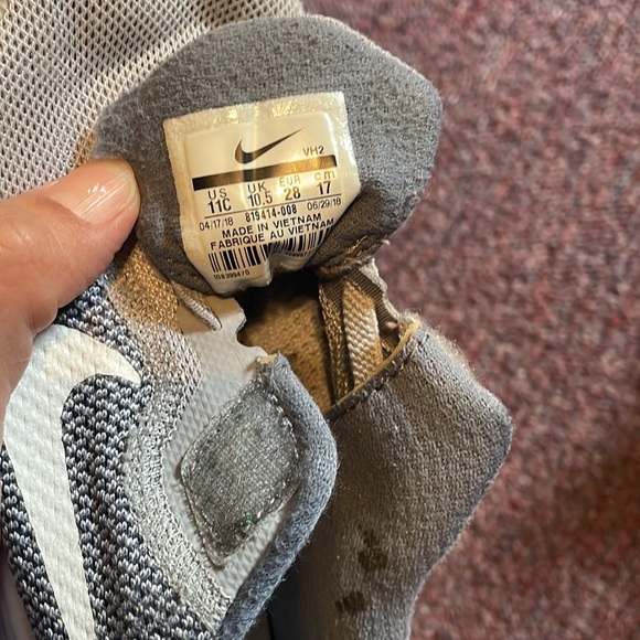 Kids Nike sneakers - Picture 7 of 7